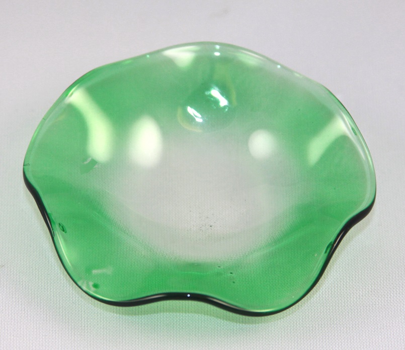 Small Green Wavy Dish